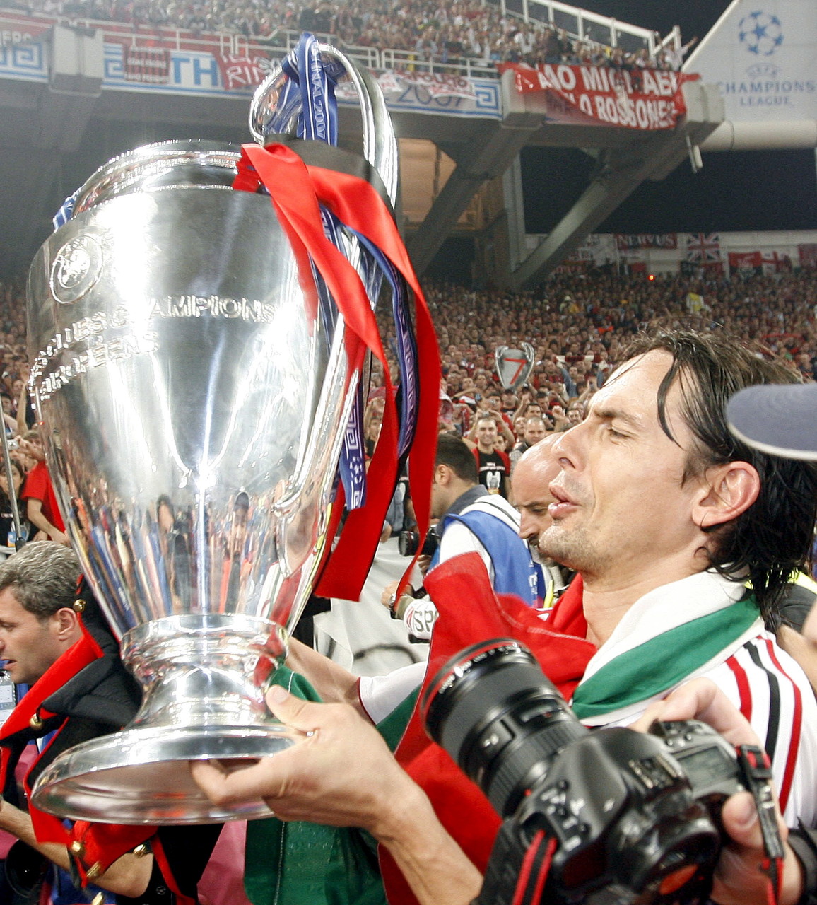 住了丹麦队 住了丹麦队